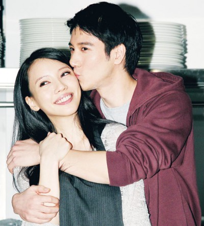 欧洲冠军联赛下注平台婚后同李靓蕾幸福美满。