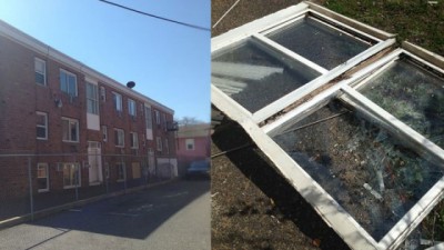 事故现场是一栋三层高建筑物一楼某个单位,右图为爆炸发生后,房子窗户被震飞掉落地。