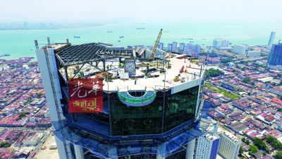 东南亚首只高空走道就是光大顶楼。