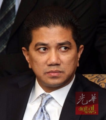 公正党署理主席兼雪兰莪州务大臣拿督斯里阿兹敏阿里是于周三的行政会议上，对3名伊党行政议员发出上述最后通牒。