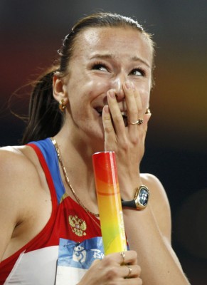 俄罗斯的北京奥运会女子4x100米接力金牌成员尤利娅谢莫沙斯卡娅。