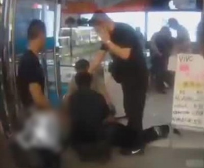 警方在南京地铺抓获吴某等主犯。