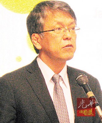 大众哲一朗指出,都市化及数位革命影响亚洲人口下降。