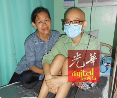 罗珍珍:今年母亲节最想要的礼物是希望女儿阿佳能够继续跟我在一起。