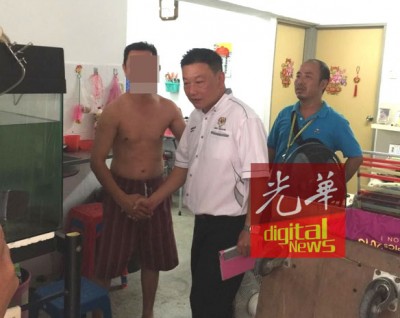 纪日升给周日午后至男童住家,于涉案的男童父亲了解情况。
