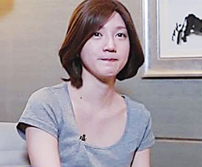 Lisa戴假发受访,澄清自己并非秦舒培与前夫的小三。