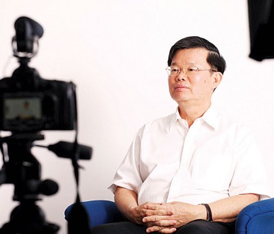 曹观友认为“后林冠英时代”挑战严峻,一旦真有这么一天,自己心理上已“Ready”(接班)。