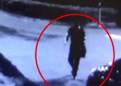 闭路电视拍到赖男行凶后离开的画面。