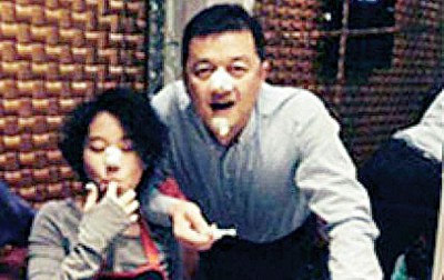 童童及前继父李亚鹏干一直很好。