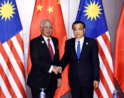 中国国务院总理李克强在万象国家会议中心会见马来西亚首相纳吉。