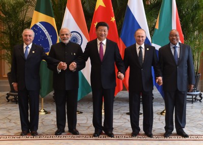 金砖国家五国元首举行非正式会晤。(法新社照片)