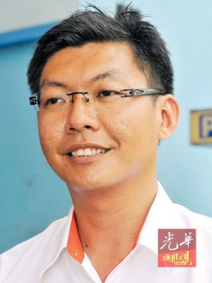 郑来兴:停车场未来会安装闭路电视以策安全。