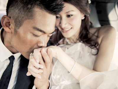 林丹和谢杏芳的婚姻随着谢杏芳表示将“风雨同舟”,而暂时结束危机。