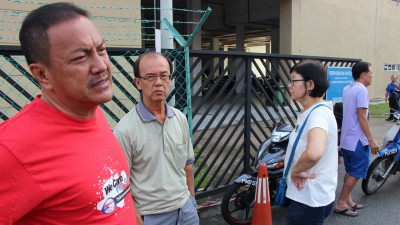 亲友无法确认尸体是死者与否,暂不愿置评。