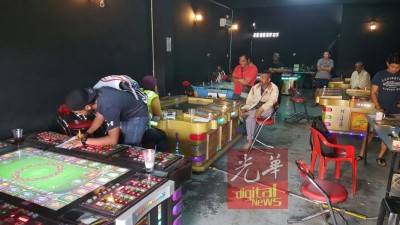含赌博性质的娱乐中心泛滥,武吉阿曼反黄、黑、赌特工队北上进行检举。