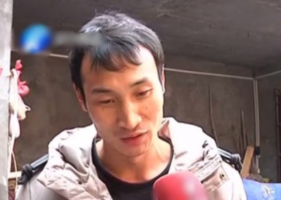 姚父直言不能原谅妻子的行为。