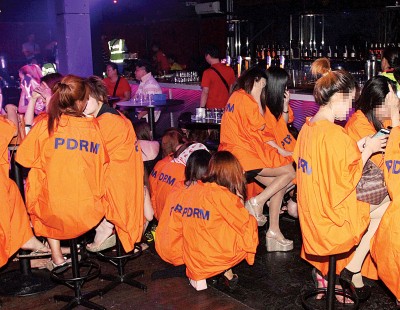 警方最近的取缔外籍卖淫女郎的‘三甲名单’,依序是分别是越南、泰国与中国。