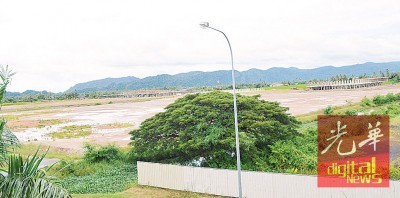 前身为稻田,已被填土,作为加央新市镇的工程地。