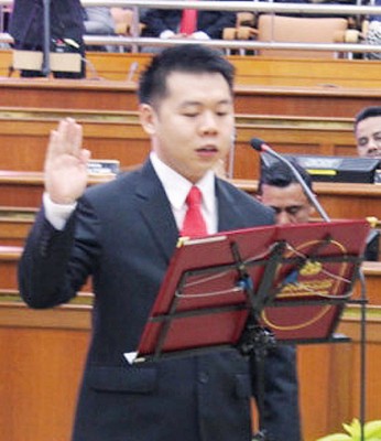 刘国南代表非政府组织出任新届市议员。
