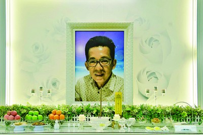 吴斌安家属今晚以方便纪念馆为外设灵,丧礼采用佛教仪式。