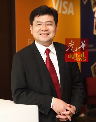 黄江汶:欣慰偏好使用电子支付。