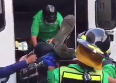 卡斯天奴被射中后死亡。