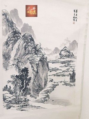 翁大师的名作充满爱国情操,令人赏心悦目。