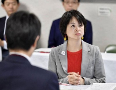 有支持性侵受害者的组织与政党商讨修例。
