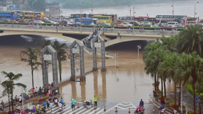 湖南益阳市资阳区新桥河镇八一村被洪水淹没。(新华社照片)
