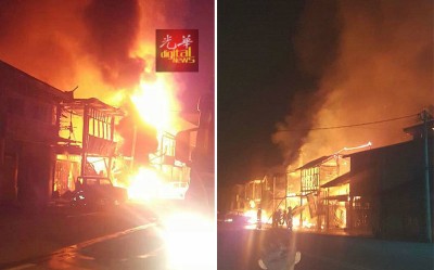 玲珑大街周一凌晨发生大火,8间战前双层老店遭火魔光顾,一片火海。