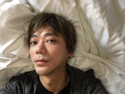 信最近常被叫“岳父”。