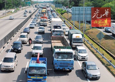 大道公司拿进行3上的险性计划,因为检测和收集大桥关闭后车流量及交通闭塞情况。