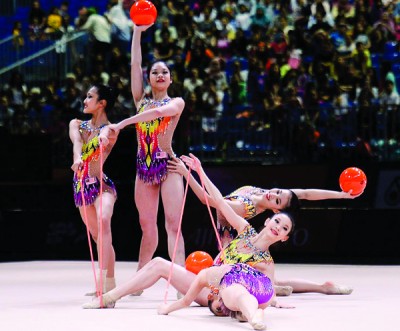 大马队以优美演出赢得最后一项2绳3球团体赛,助我国完美包揽韵律操8金。