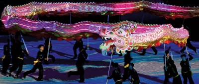 茛充满民族风情的表演,展现我国多元文化的瑰宝。