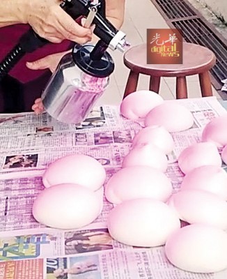 因为喷枪喷上红。