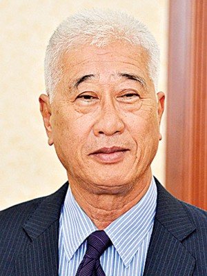 彭文宝。