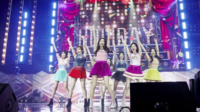 少女时代8人今年8月时才刚宣传完10周年纪念专辑。