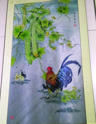 用竹子也能编制出字画和彩色的画图,让人叹为观止。