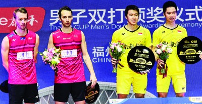 基甸/凯文退波伊/摩根森夺冠男双冠军。