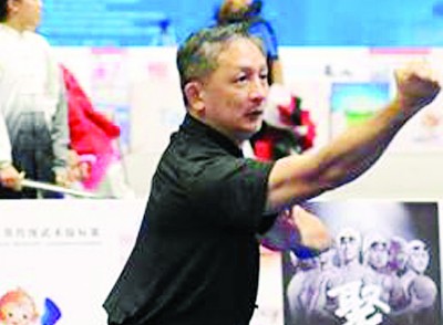 大马领队张铭辉在男子D组传统南拳摘下银牌。