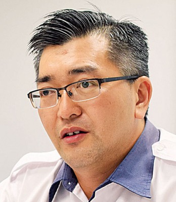 黄德亮:申请残疾人士卡和残疾人士停车位贴纸过程繁琐冗长。