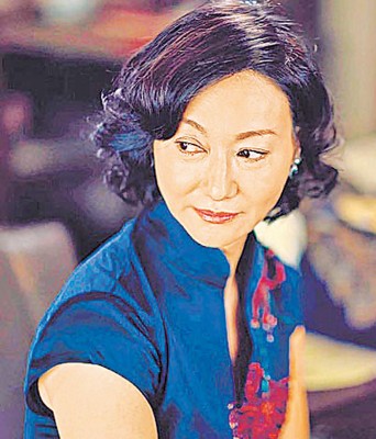 惠英红在《血观音》扮演城府极深的将军遗孀。