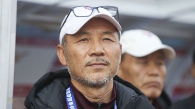 韩国學练张中龙。