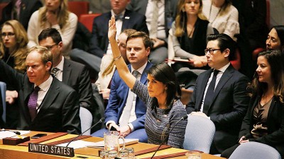 安理会一致通过美国起草的决议案。(法新社照片)