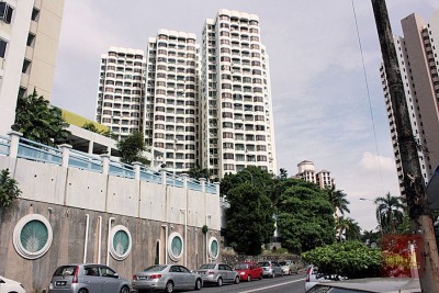 峇都蛮的高楼公寓,竟多次发生过假中介非法入侵他人单位后,转租他人的事件。