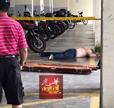 死者脸部朝下,伤重身亡。