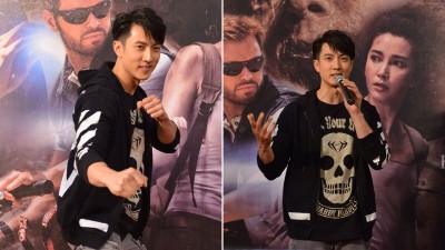 吴尊来马为首部好莱坞电影《谜巢》宣传,现场更因为英文和粉丝介绍电影和角色。吴尊便会示范“搏斗”Pose,引来粉丝高喊“美”。