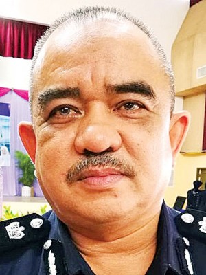 诺再尼怒斥飙车族罔顾性命。