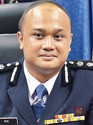 聂罗斯。
