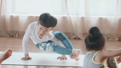 外自创动物瑜珈,时下盖有100号称学生。